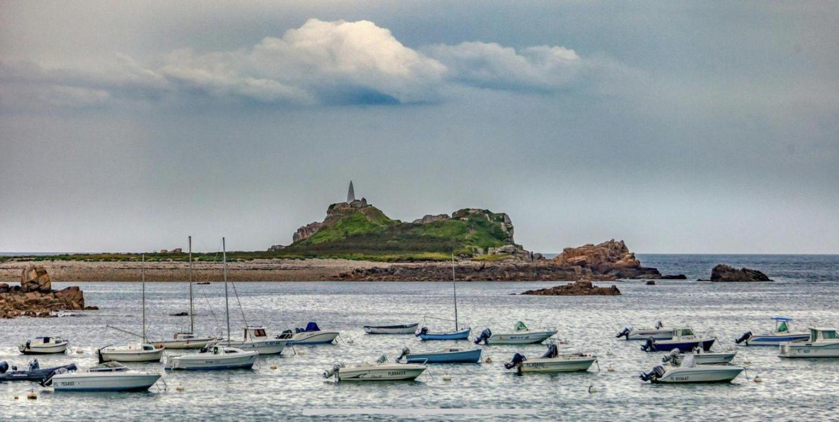Les Villas D Onalou Kergastel Penvenan Bagian luar foto